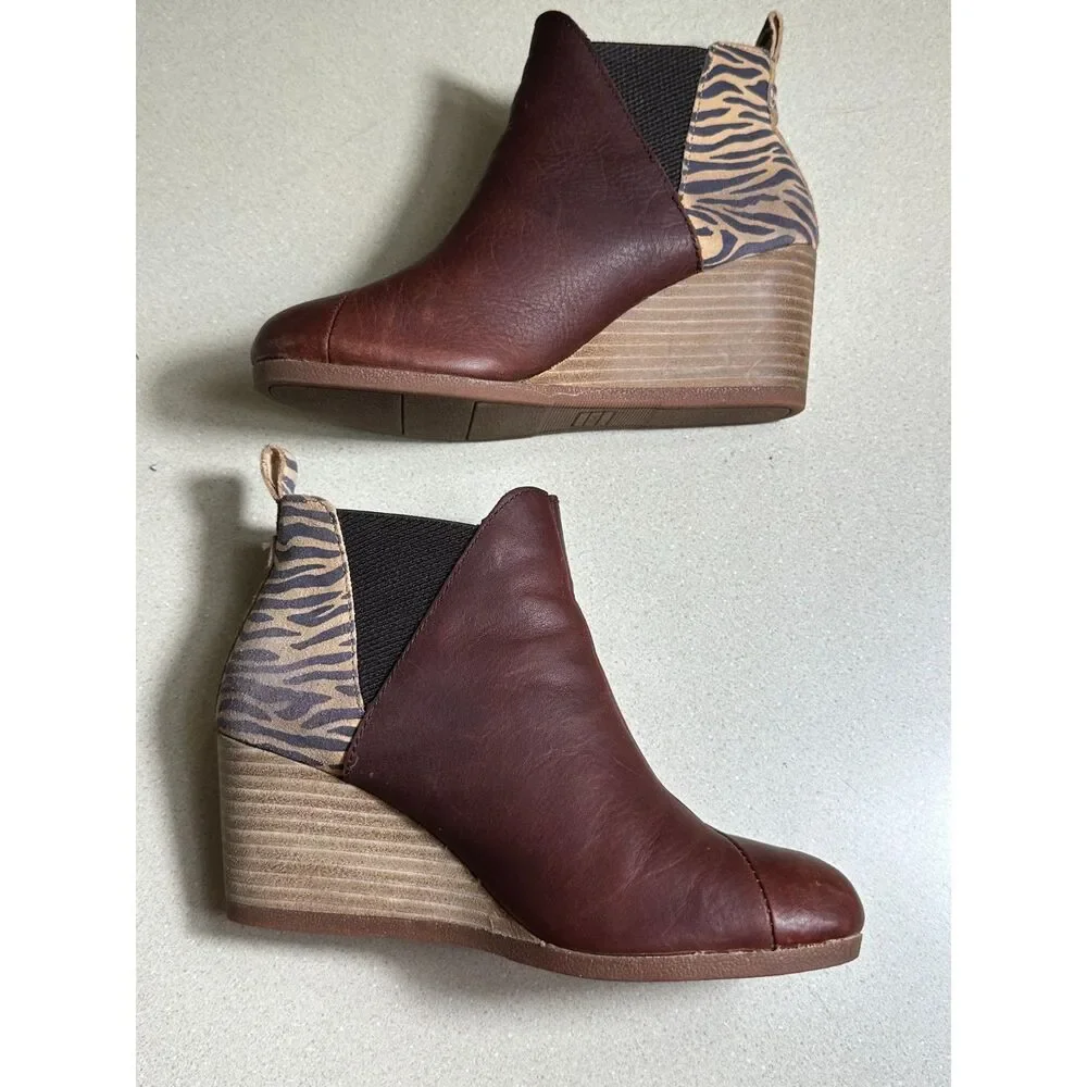 Toms Kelsey Brown Leather Zebra Wedge Bootie Size 8 - Picture 3 of 6